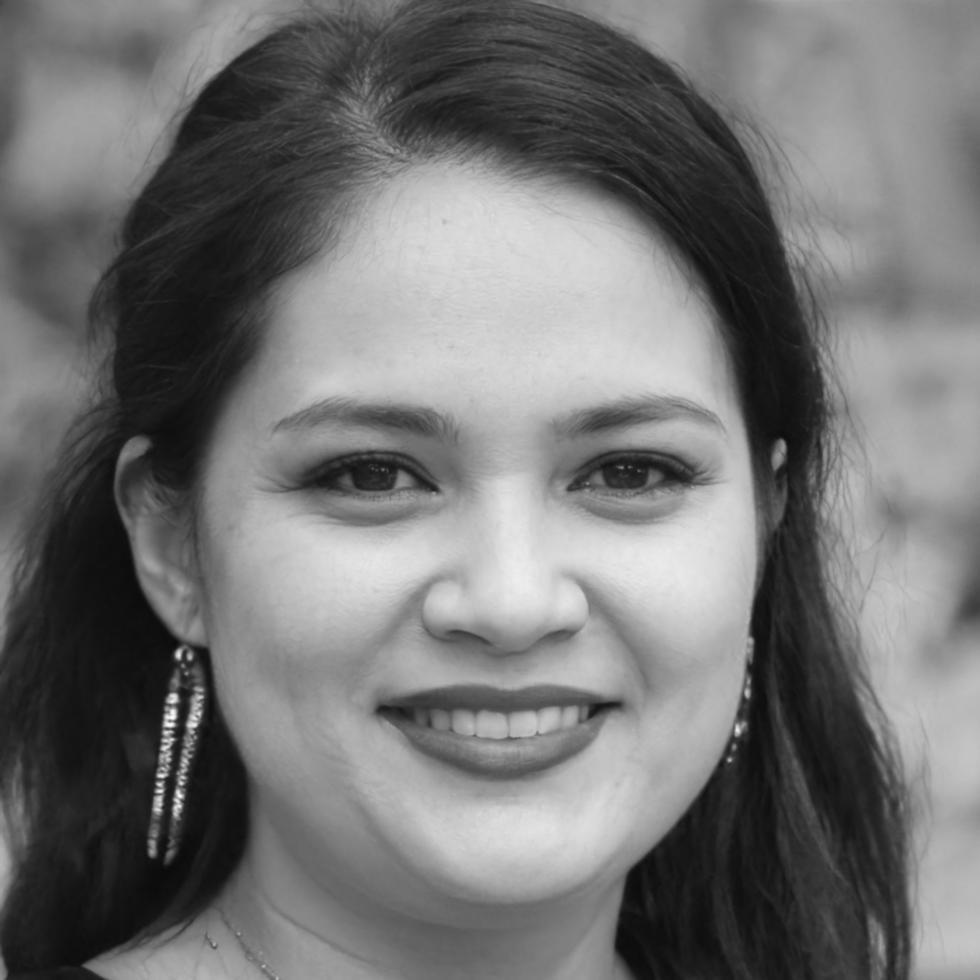 Formatrice specializzata in tecniche di styling parrucche